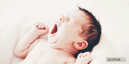 Сколько должен спать 3 месячный ребенок: мнение врачей
