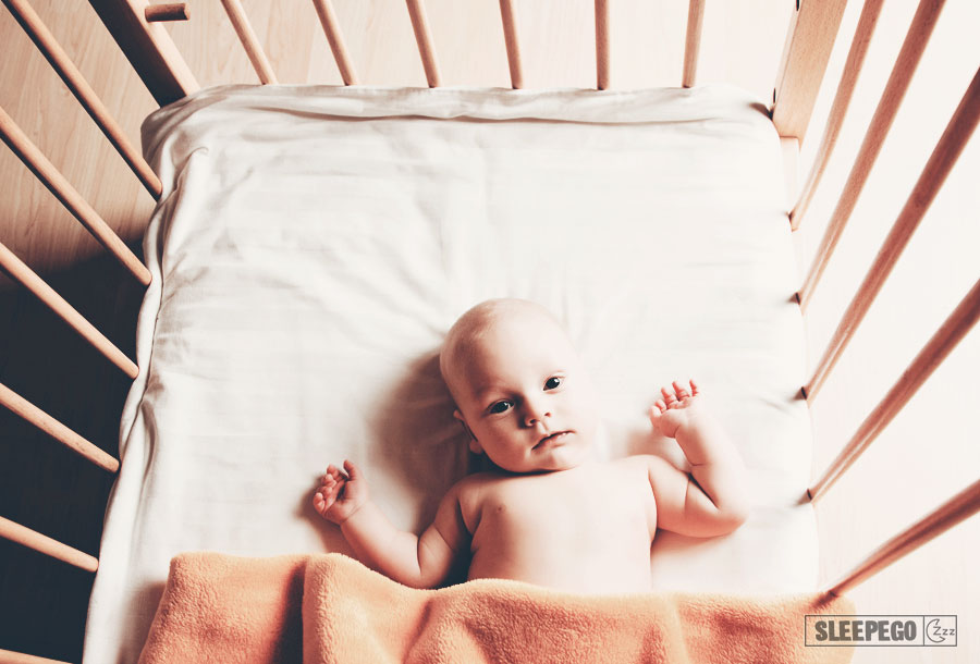 Как правильно укладывать новорожденного спать: советы молодым мамам 42-3