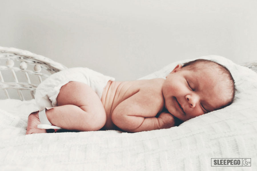Как правильно укладывать новорожденного спать: советы молодым мамам 42-8